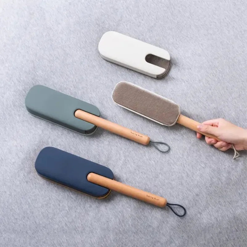 2023 Pet Hair Remover Kit Long Wooden Handle Easy Sticky Self Cleaning Cat Dog Hair Remover Brush for Clothes Couch