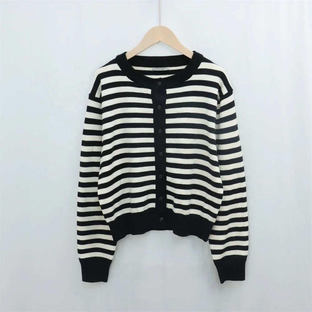 Soft Winter Striped Breathable Crew Neck Long-sleeve Buttons Women's Flat Knitted Custom Sweater Cardigan Manufacturer