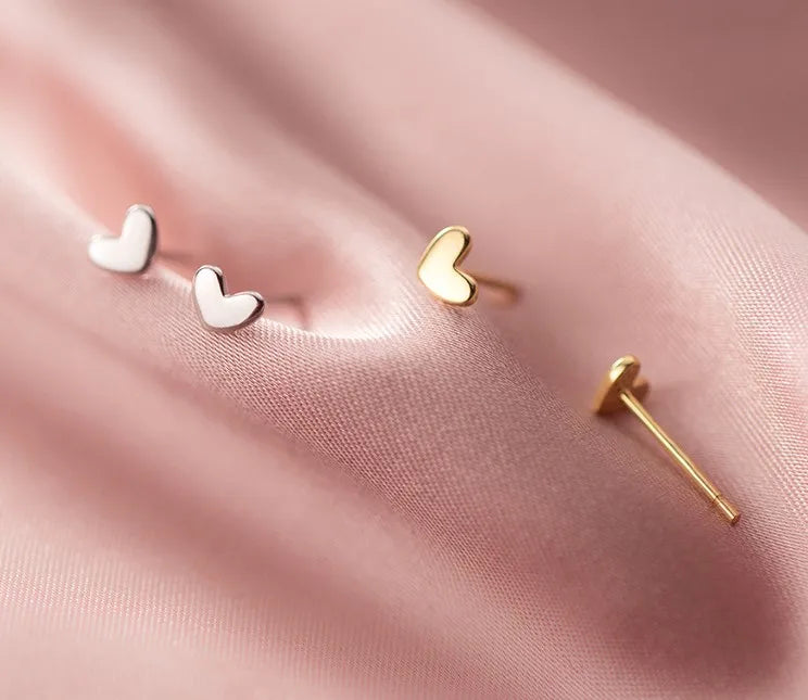 Fashion Minimalist Earrings Jewelry 925 Sterling Silver Heart Stud Earrings 18K Gold Plated Small Heart Earrings for Women