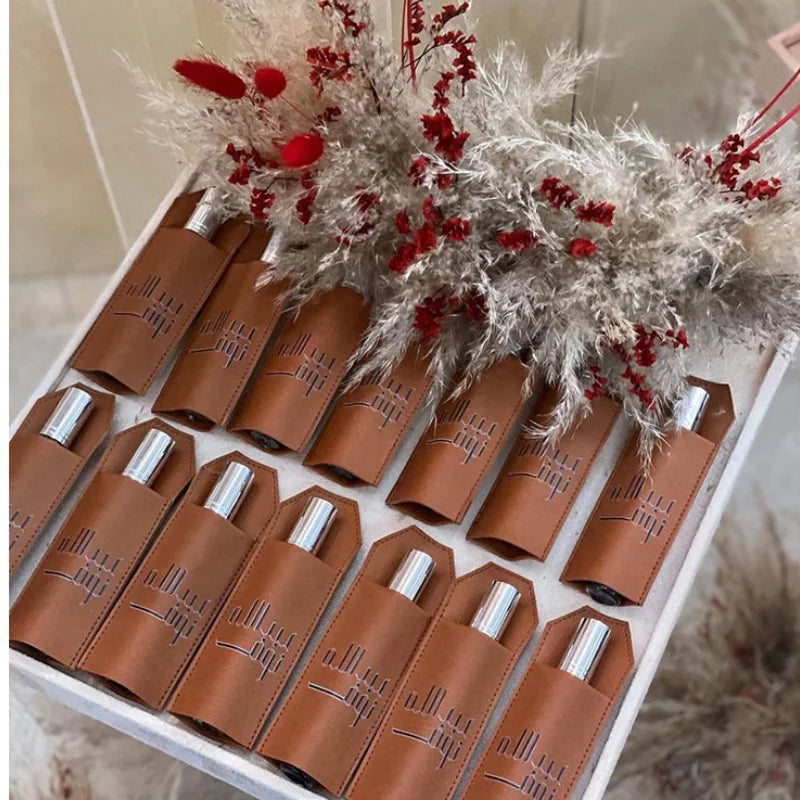 Custom PU Leather Fragrance Oils Protective Cover Wedding Promotion Gift Musk Cover Giveaways Perfume Bottle Packaging