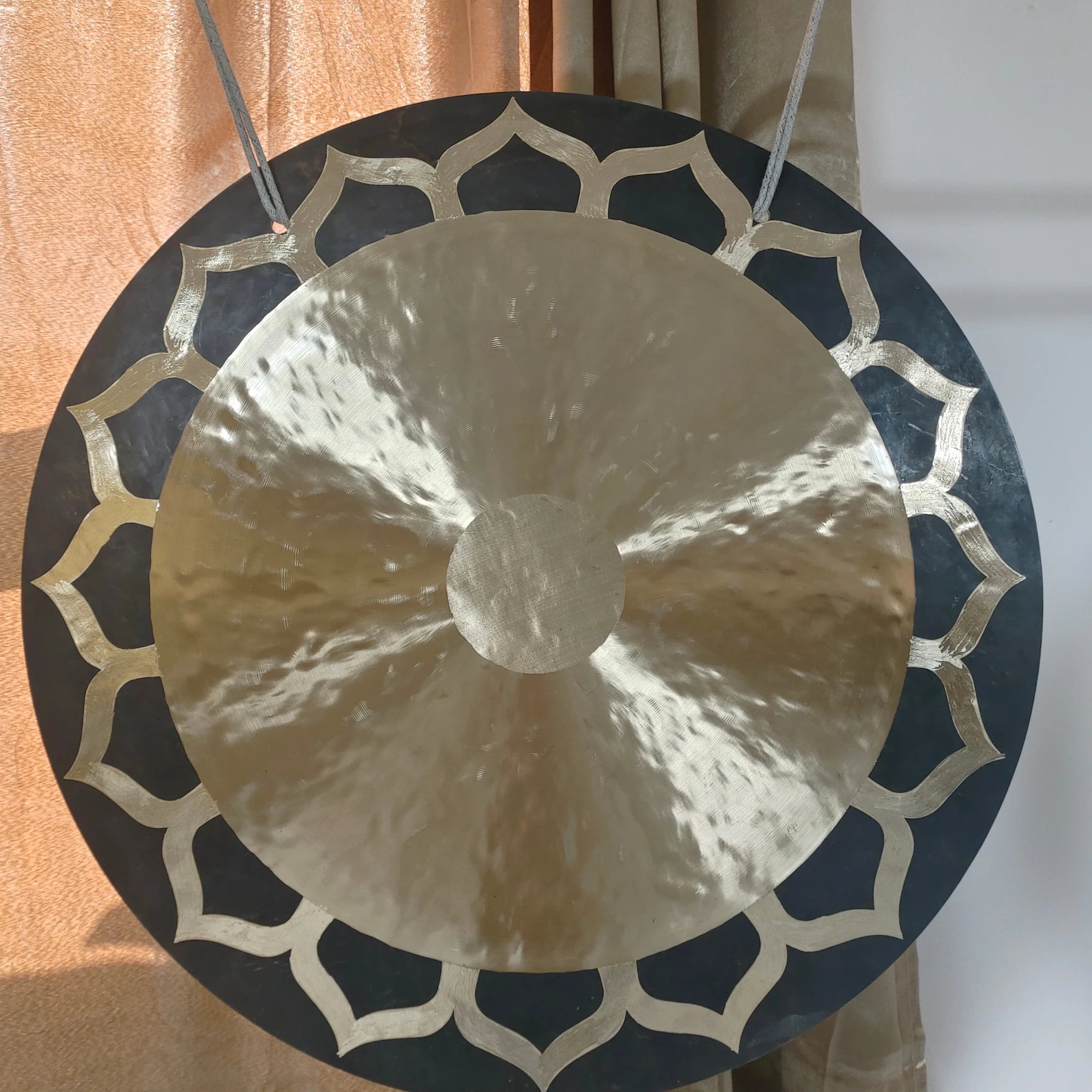 Handmade 28 Inch 70CM Chinese Lotus Wind Feng Gong by Master Craftsmen