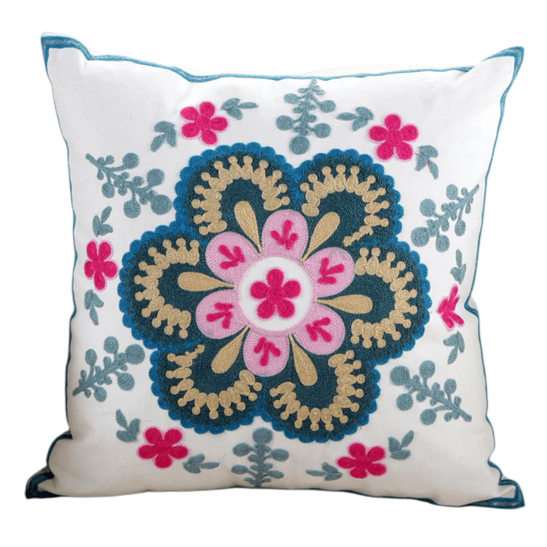 Hot Sale 18x18 Inch Embroidered Floral Pattern Cushion Cover Woven Throw Pillow Cover for Home or Hotel Use
