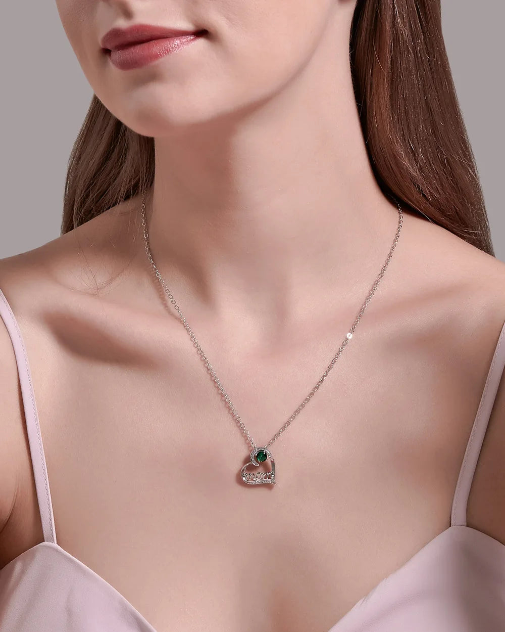 2023 New Mother's Day & Wedding Love Alphabet Heart Shaped Mom Necklace Pendant Platinum Plated Link Chain Chokers Trendy Gift