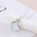 Fashion Collar Firefly Pendant Necklace Ins Simple Moonstone Clavicle Chain for Women