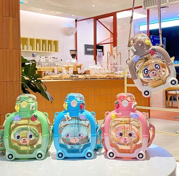 Kids Outdoor Sports Water Bottle Primary School Student Portable Water Bottle Big Capacity Children's Water Bottle with Straw