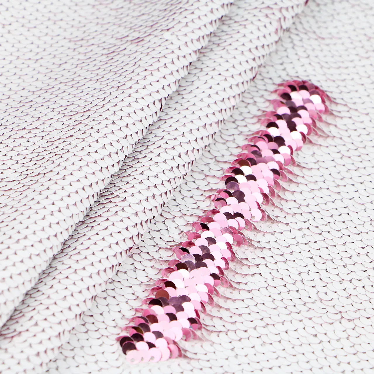 Nanyee Textile Wholesale High Density Embroidered Satin 5MM White Reversible Sequin Fabric