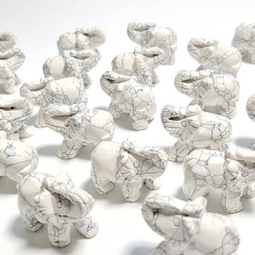 Funny Howlite Crystal Elephant Figurines Hand Carved Animal Figurines in Diy the New