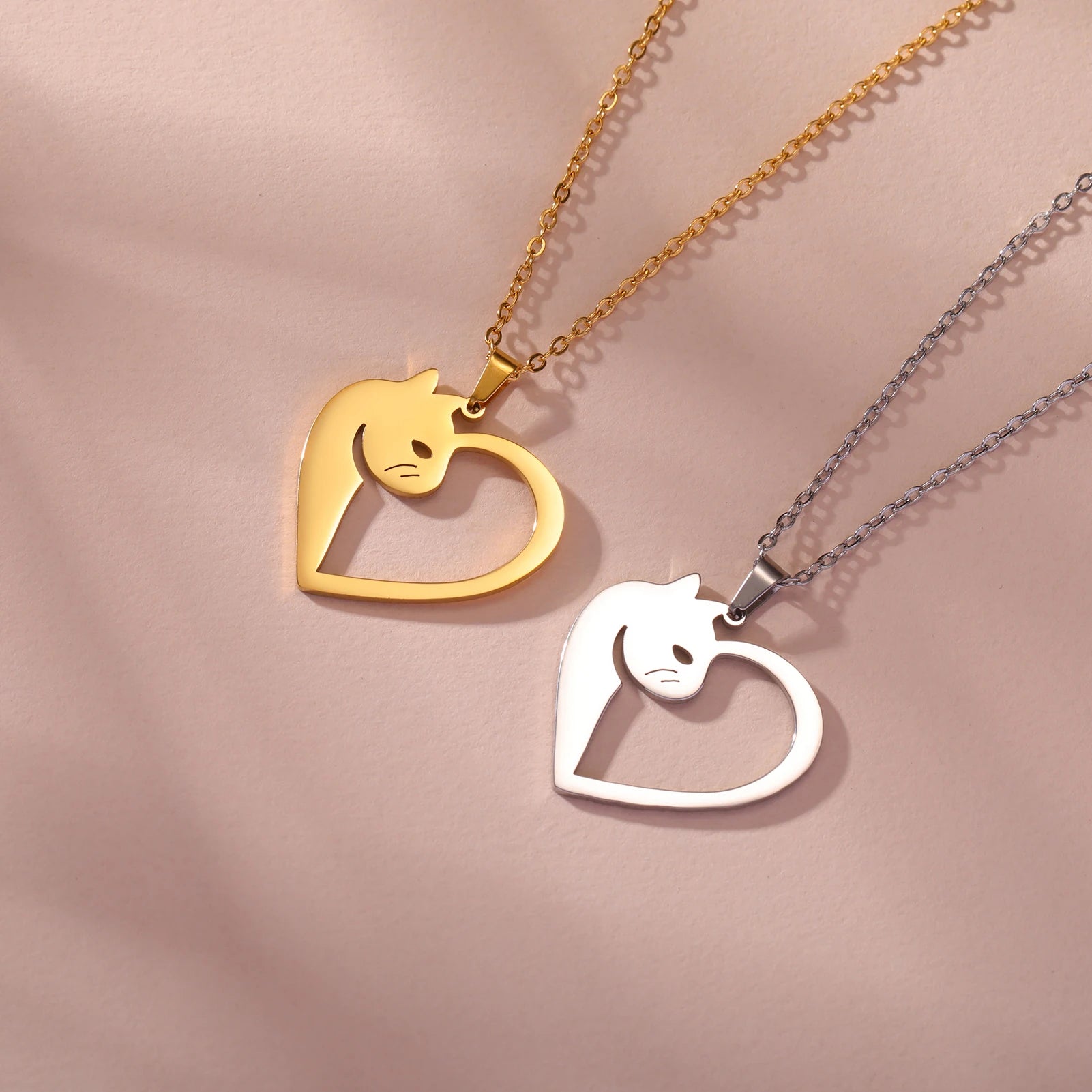 Myshape Love Cat Pendant Stainless Steel Necklace Women's Fashion Romantic Cute Pet Birthday Gift Jewelry Gift New 2024