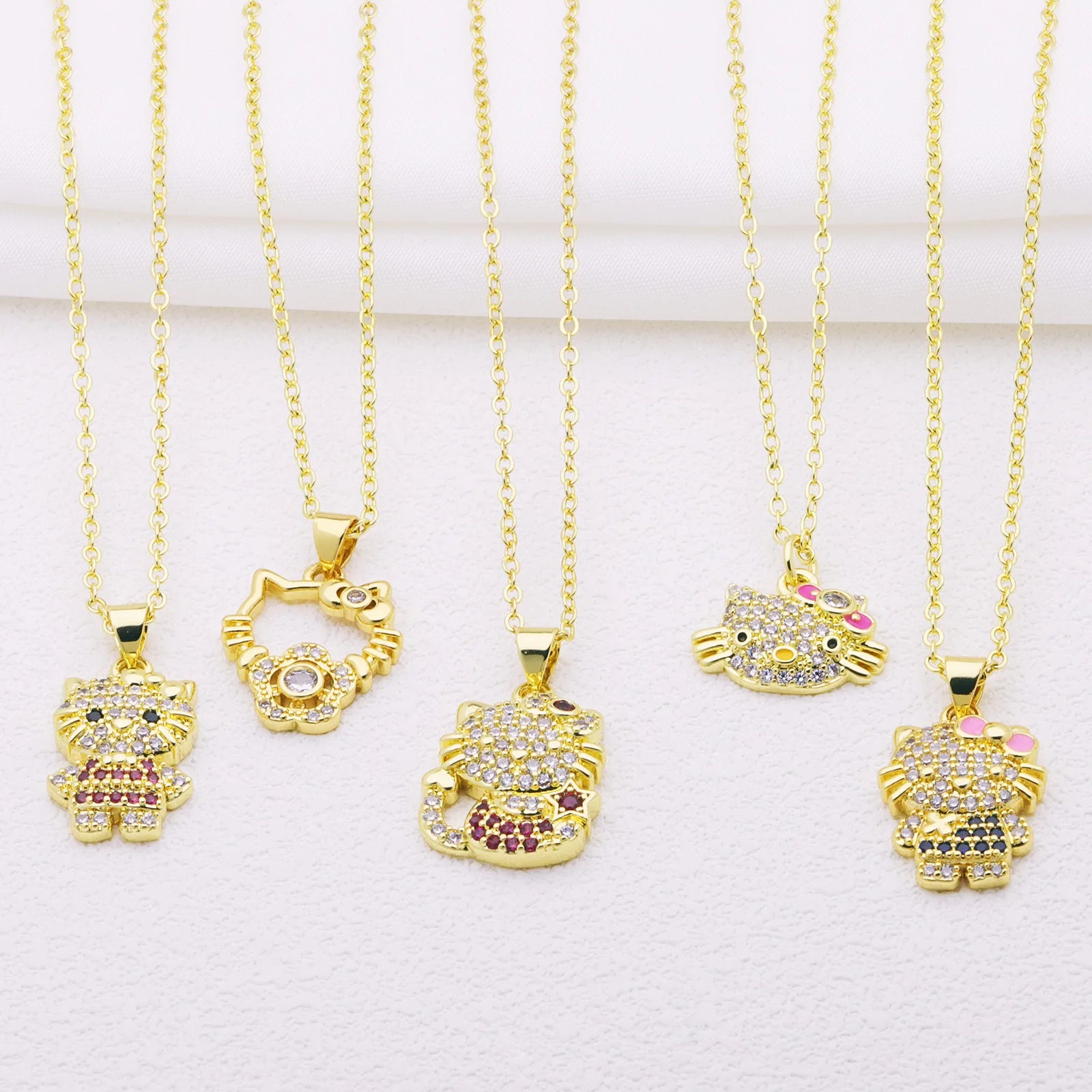 HD0053 Cat Pendant Pink Enamel Animal Star Featuring 18K Gold Plating and Zircon Full of Youthful Charm and Cuteness
