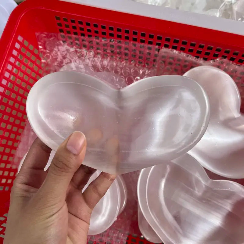 Selenite Gemstone Hearts Semi Precious Palm Natural Stone Crystal Crafts Puffy Heart love Gifts Quartz Healing Polished