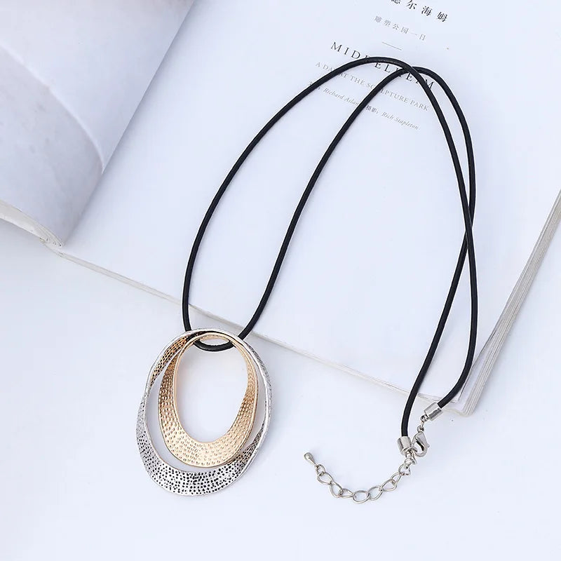 Elegant Mixed Two Tone Geometric Circle Pendant Necklace Fashion Women Black PU Leather Long Statement Necklace Jewelry