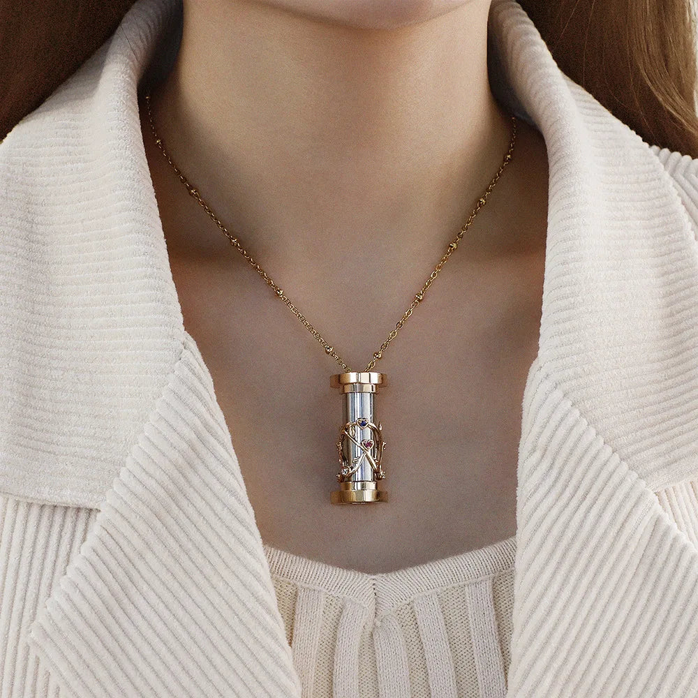 Unique Design Kaleidoscope Crystal Pendent Necklace Stainless Steel Kaleidoscope Necklace for Women