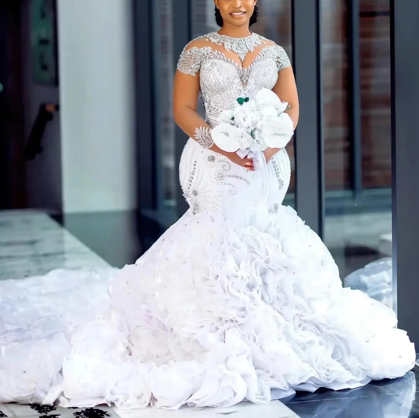 Customized New Style Luxury Elegant Beaded White Lace Ruffle Long Train Wedding Dress
