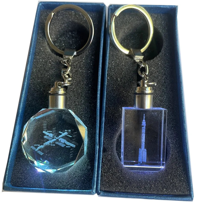 Custom Spaceport Keychain with Light China Space Station Key Chain Shenzhou-13 China Rocket Manned Spaceship Keyrings