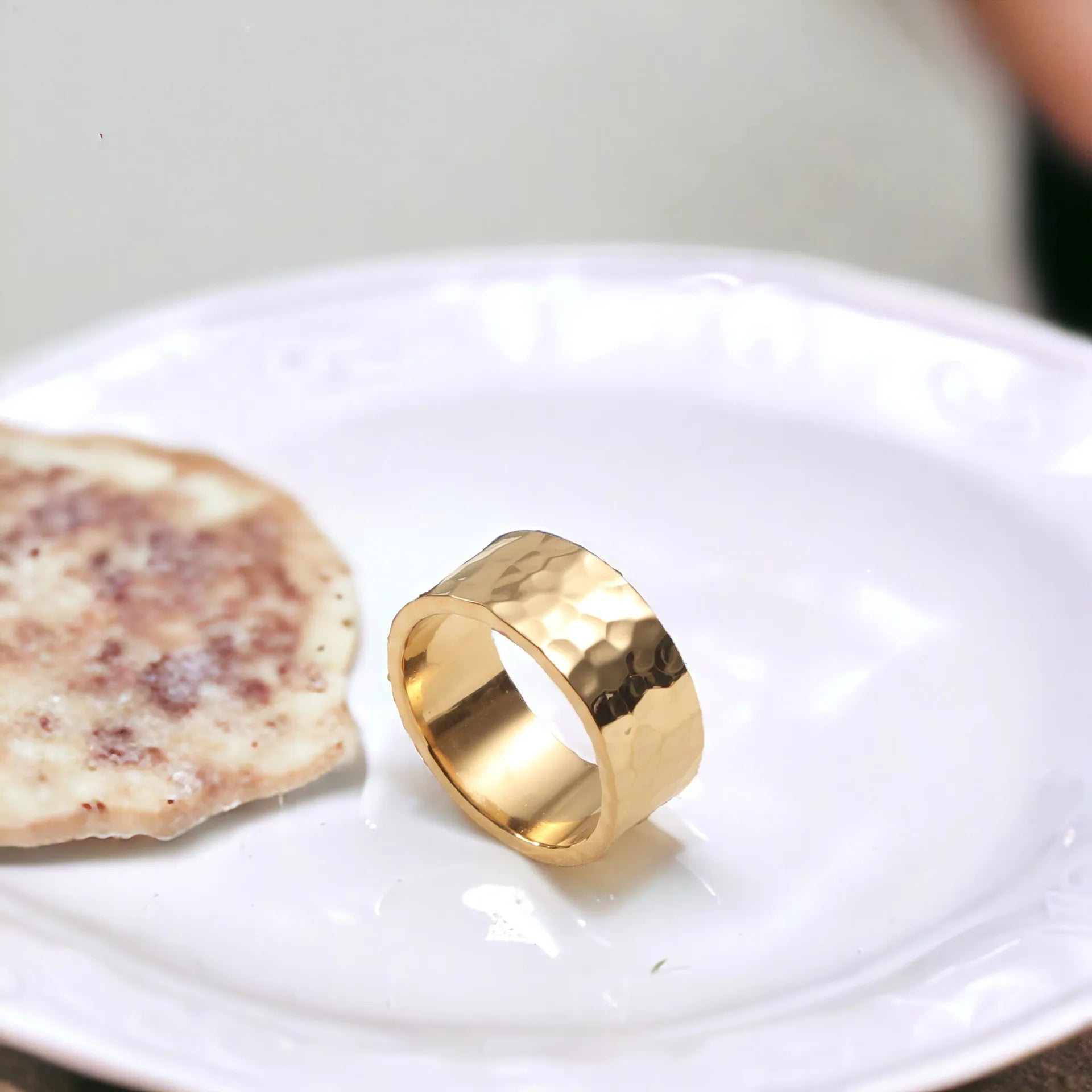 18k Gold Plated Stainless Steel Waterproof Jewelry Handcrafted Women's Hammered Texture Ring for Wedding Engagement Anniversary