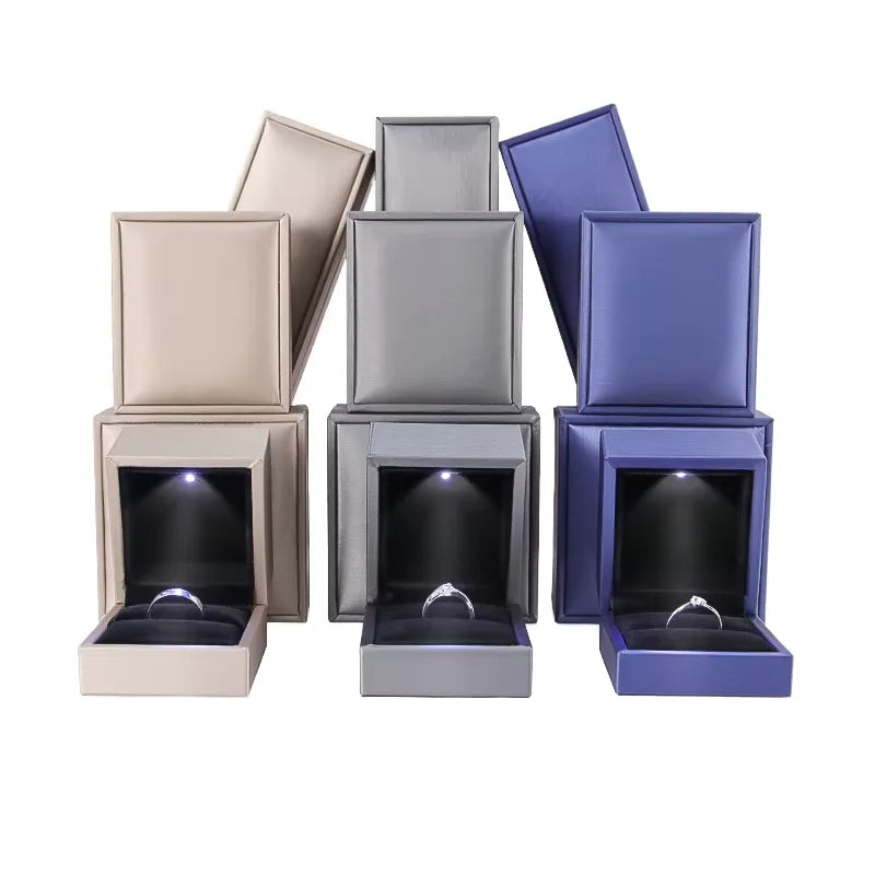 China Manufacturer Gray Blue Champagne PU Leather Led  Light Wedding Jewelry Ring Pendant Bracelet Bangle Valentine Gift Box