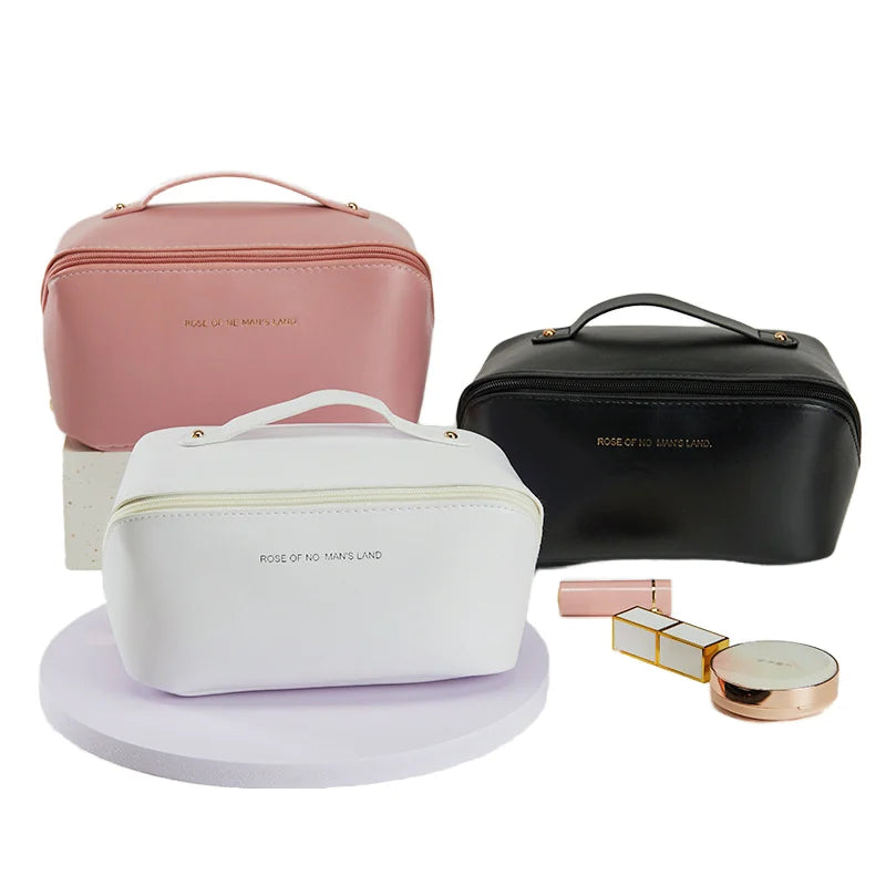 2024 Large Capacity  Luxury Cosmetic Bag Waterproof Open Flat Leather Cosmetic Case with Zipper PU Material Custom Logo