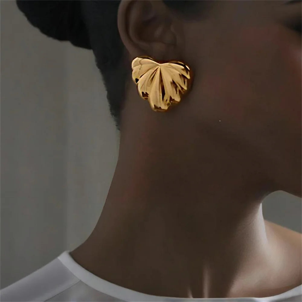 Stainless Steel Design Heart Stud Earrings for Women Trendy Wholesale Ladies Waterproof Accessories on the Ear Fashion Jewellery