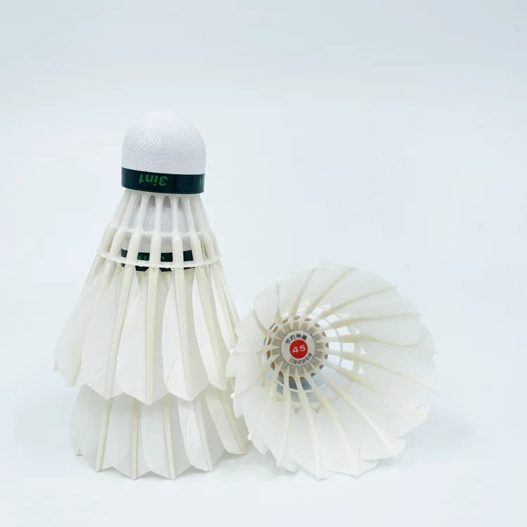 Dmantis D45  Durable Goose Feather Badminton Shuttlecock with Stable Flight Custom OEM Brand Shuttlecock