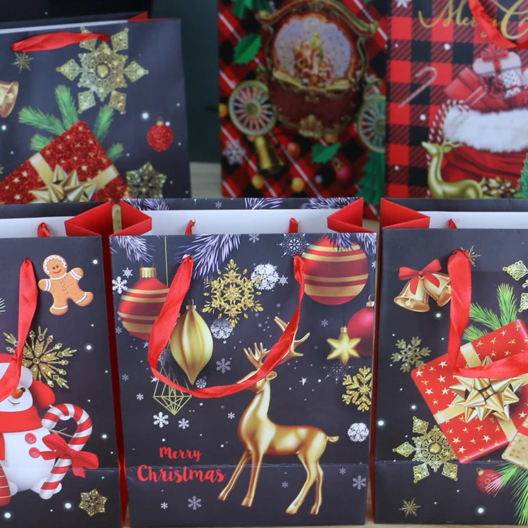 Wholesale Custom Printed Logo Christmas White Cardboard Paper Bag Small MOQ Ready to Ship Full Color Printing for Packing