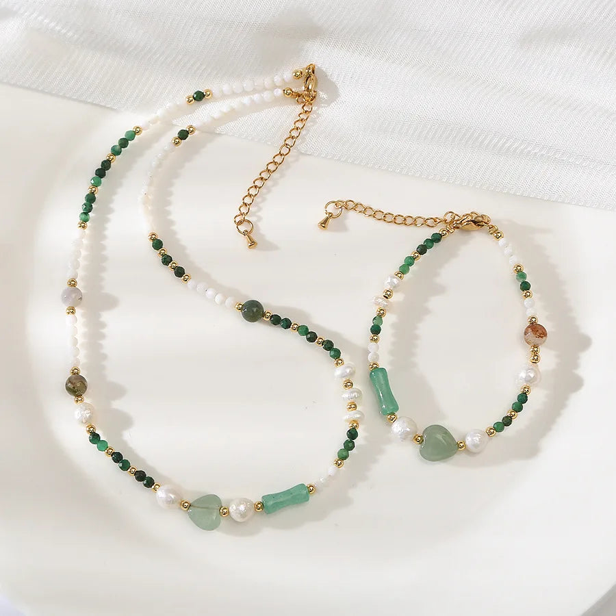 Green Aventurine Beaded Choker Necklace Colorful Natural Gemstones Pearl Choker Heart Charm Crystal Necklace  for Women Jewelry