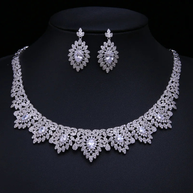 2022 Wholesale Crystal Wedding Jewelry Set Rhinestone Choker Necklace Silver Bridal Necklace Earrings Set for Women Girls