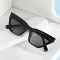 2022 New Internet Celebrity Street Snap Sunglasses Woman Trend Fashion PC Lenses Sun-resistant Shading Mirror Sunglasses