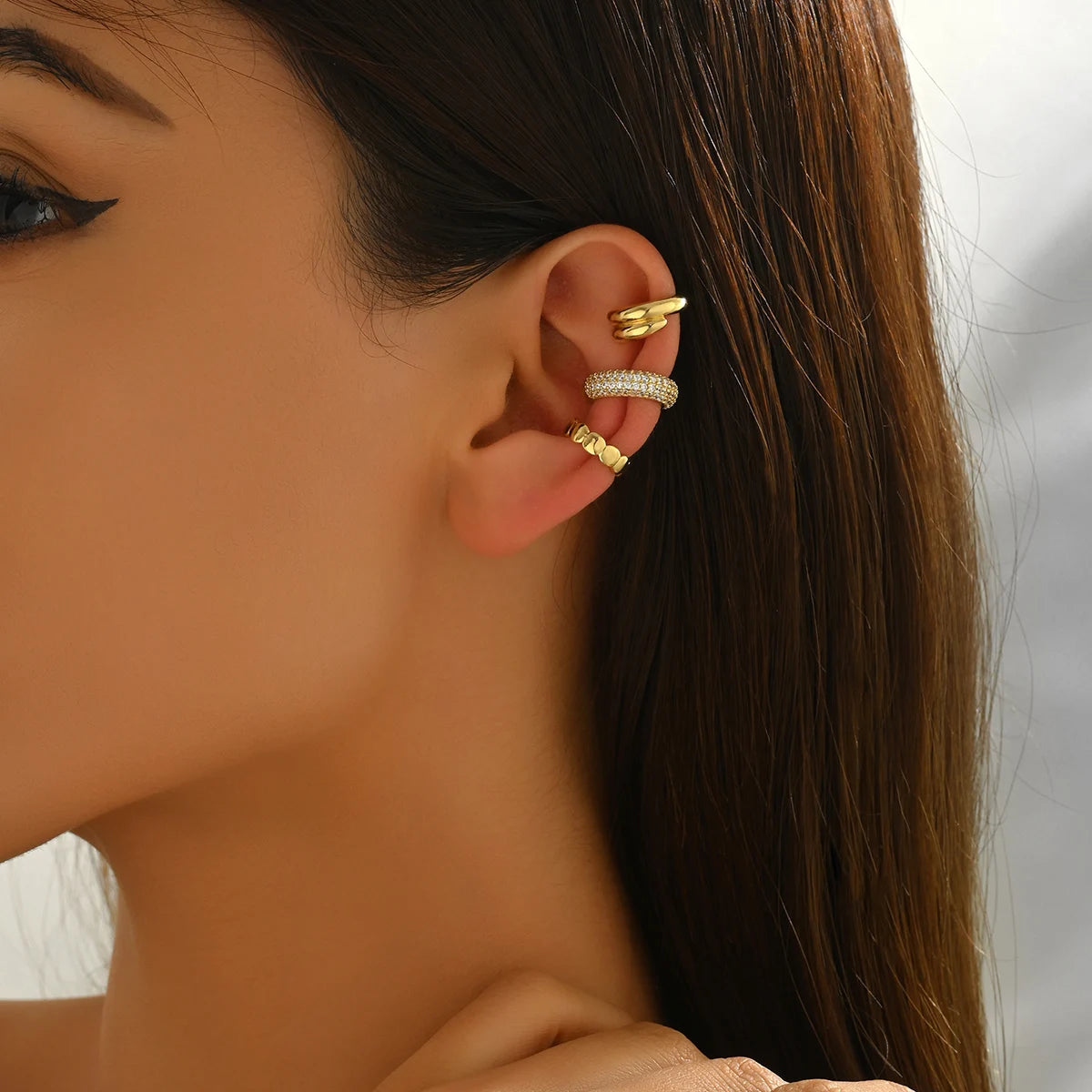2025 INS New Trendy Golden Geometric Shape Zircon Clip-on Earrings Women's Anniversary Gift Earrings Set Wholesale