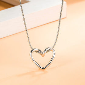 Factory High Quality No Color Loss Jewelry Statement Geometric Pendant Necklace Romantic Twisted Heart Necklace Gifts for Women