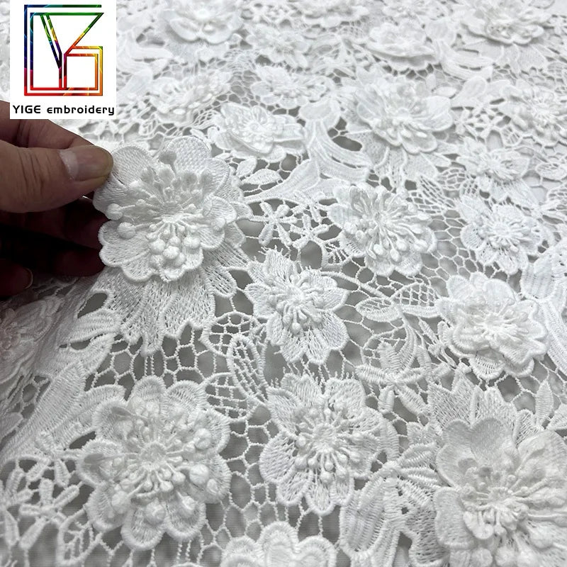 Manufacturer Supply 3D Flower Embroidered Guipure Lace Fabric 100% Polyester White Water Soluble Laces Guipure Lace Fabric