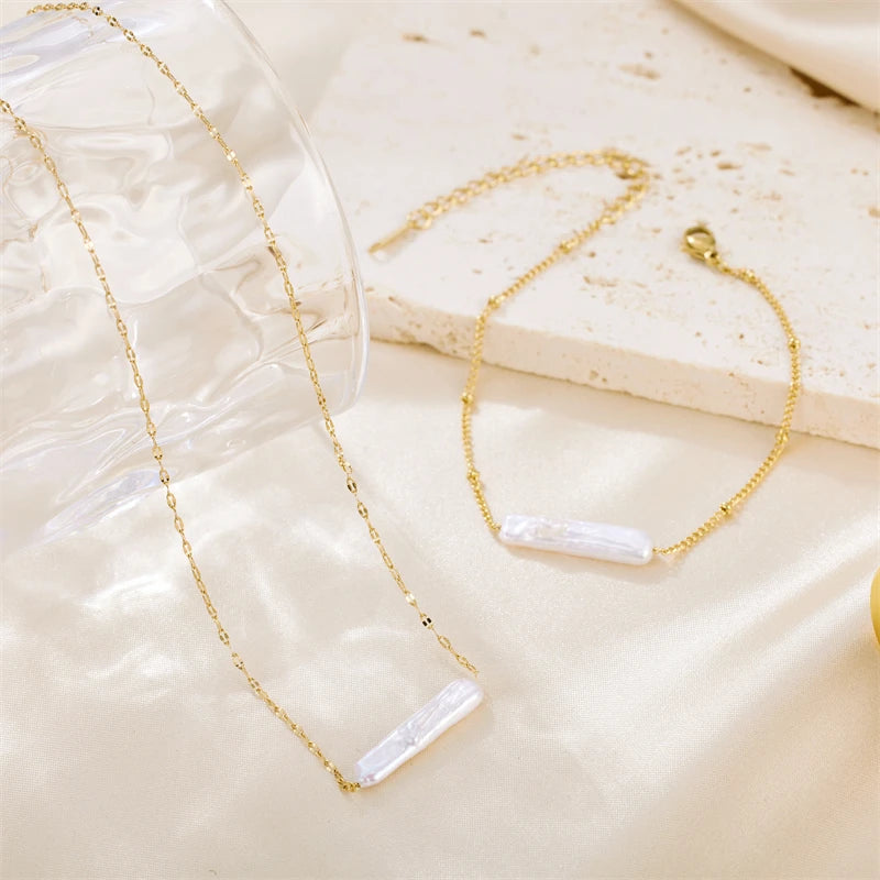 Gentle Fashion Freshwater Pearl Stainless Steel Gold Plated Bracelet Necklace Set for Women