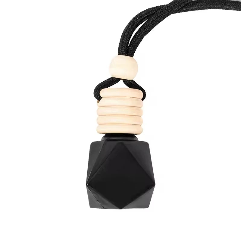 New Design Parfum Packaging Empty Bottle 5ml 8ml 10ml Black Car Hanging Diffuser Perfume Bottle OEM