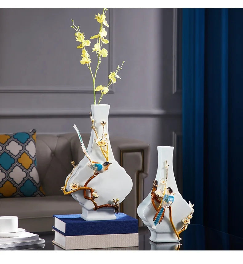 Creative Enamel Bird Decorative Vase Home Decoration Luxury White Ceramic Flower Vase for Living Room Tabletop Home Decor