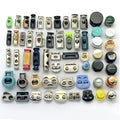 Factory Wholesale Nickel-Free Cord Lock Stopper Toggle Stopper Two Holes Buckle Metal Zinc Alloy Plating Fashion for Bags