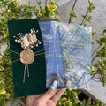 Wholesale Flexible Clear Wedding Cards Emerald Green Gold Foil Pocket Acrylic Invitation With Wax Seal and Dried Flower