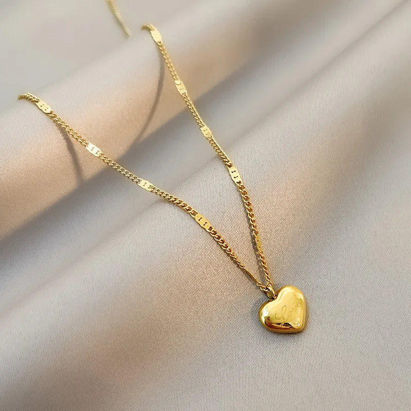 Elegance Trendy Stainless Steel Love Letters Pendant Necklace Pvd Plated Waterproof Non Tarnish Heart Necklace Jewelry