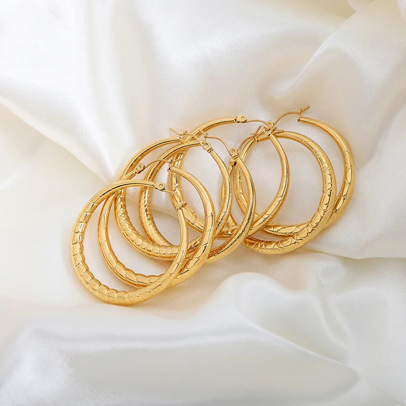Ins Popular Gold Plated Stainless Steel Hoop Earrings Stylish Twisted Hollow Large Earrings Creative Exaggerated Earrings