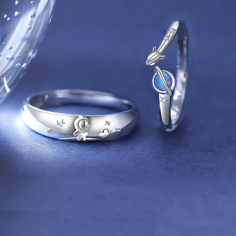 Astronaut Planet Ring Spaceman Moon Ring Star Moon Finger Ring for Lover Men Women Couples Accessories