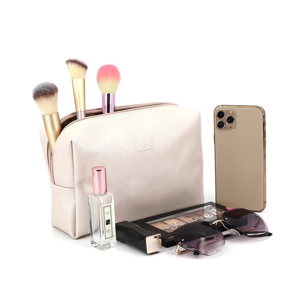 LOGO Custom Fashion PU Zipper Toiletry Bag Vegan Leather Makeup Bag Waterproof Gift Beauty Bag for Lady