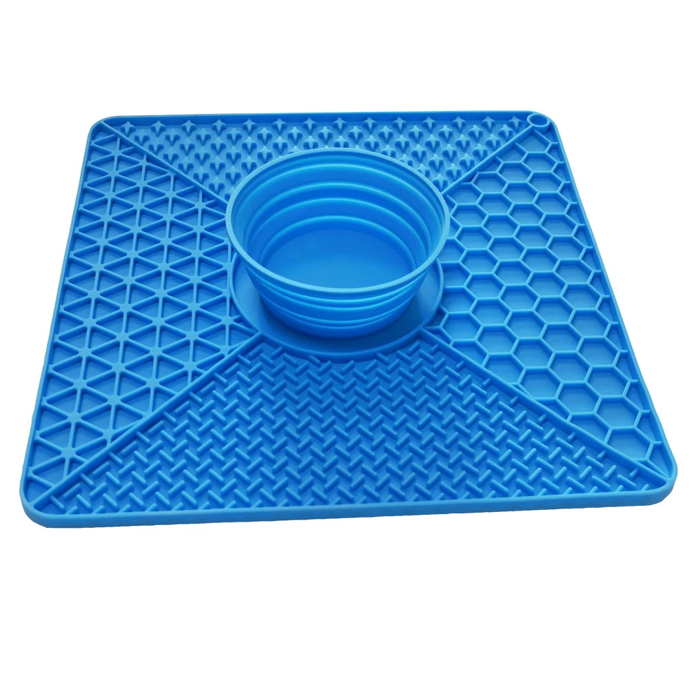 Zmaker New Design Wholesale Custom Dog Lick Mat Large Size Dog Lick Pad With Folding Food Bowl