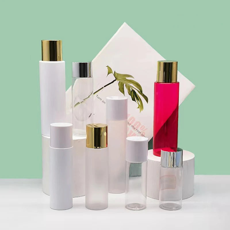 White PET Plastic Toner Bottle for Shampoo 100ml 250ml Capacity Cosmetic Packaging Silk Printing Silver Cap Empty Scrub Bottle