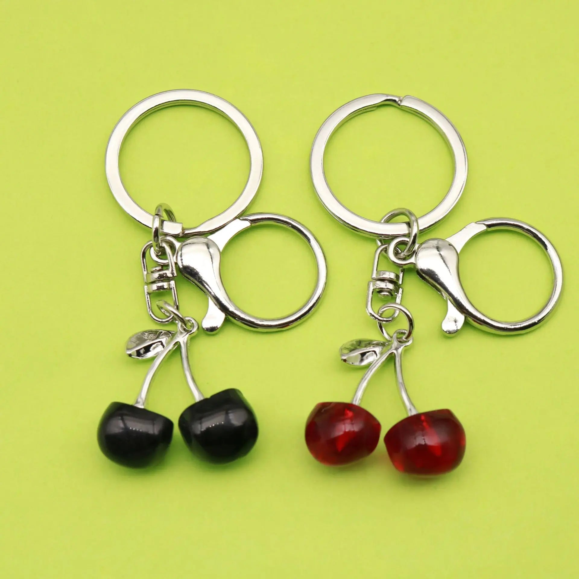 White K Sweet Transparent Small Cherry Pearl Metal Keychain Cute Versatile Women's Crossbody Bag Accessory Trendy Small Pendant