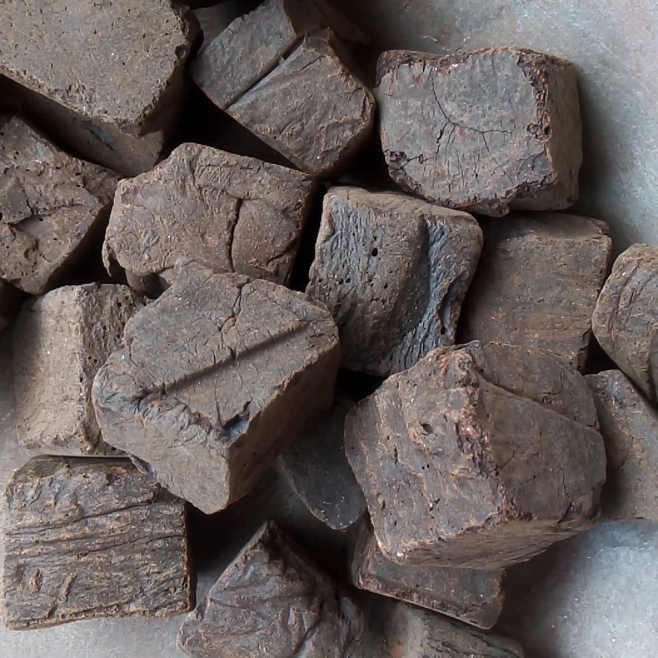 Fang Er Cha Uncaria Gambir Twig Concentrated Resin Blocks