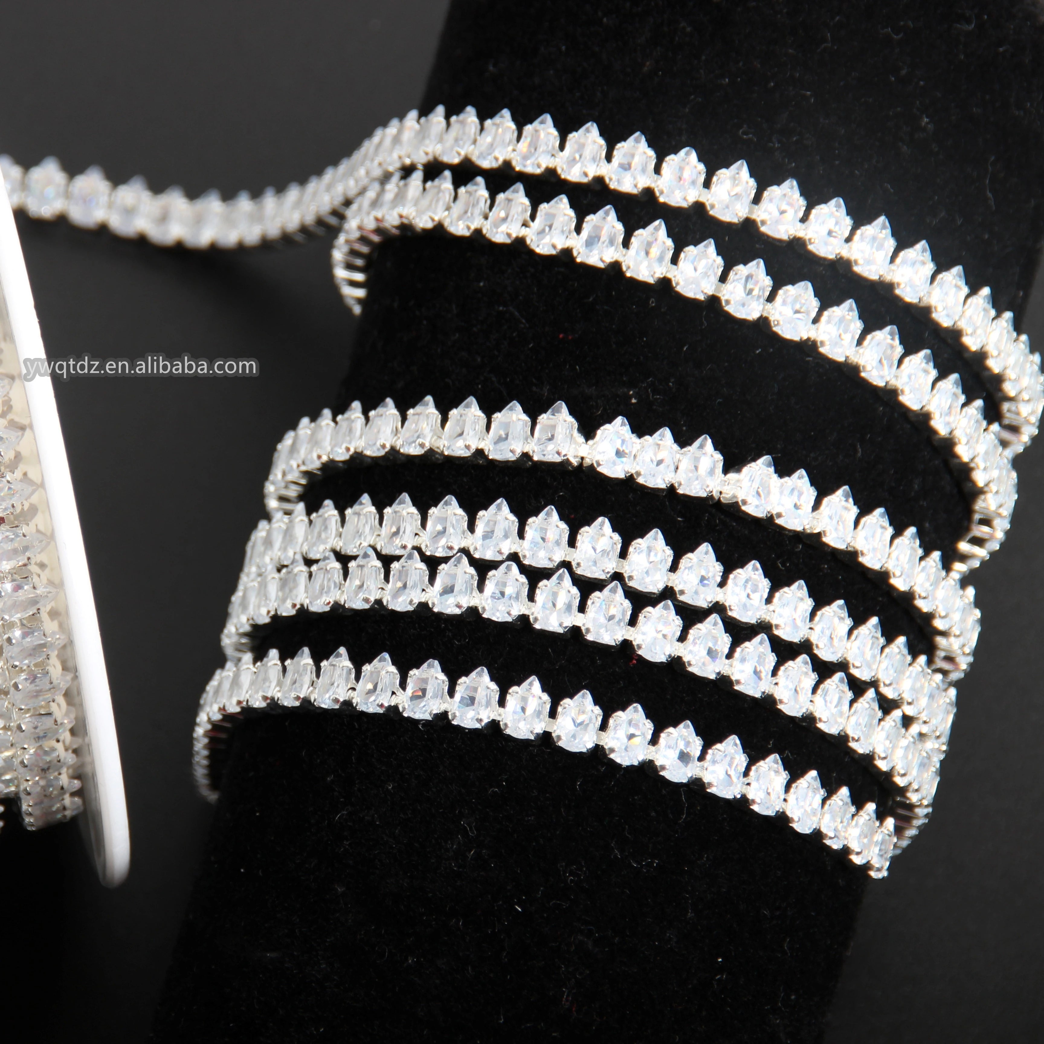 Popular Fashion DIY Zirconia Chain Jewelry Accessories Customized Droplet Shaped 3 * 5mm Chain Rhinestone Bag Clothing Shoes