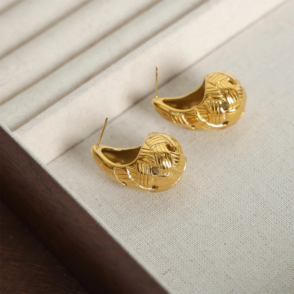 Ins Personalized Woven Texture Design Water Drop Earrings Stainless Steel 18k Gold Plated Hollow Stud Earrings Boucles Doreilles