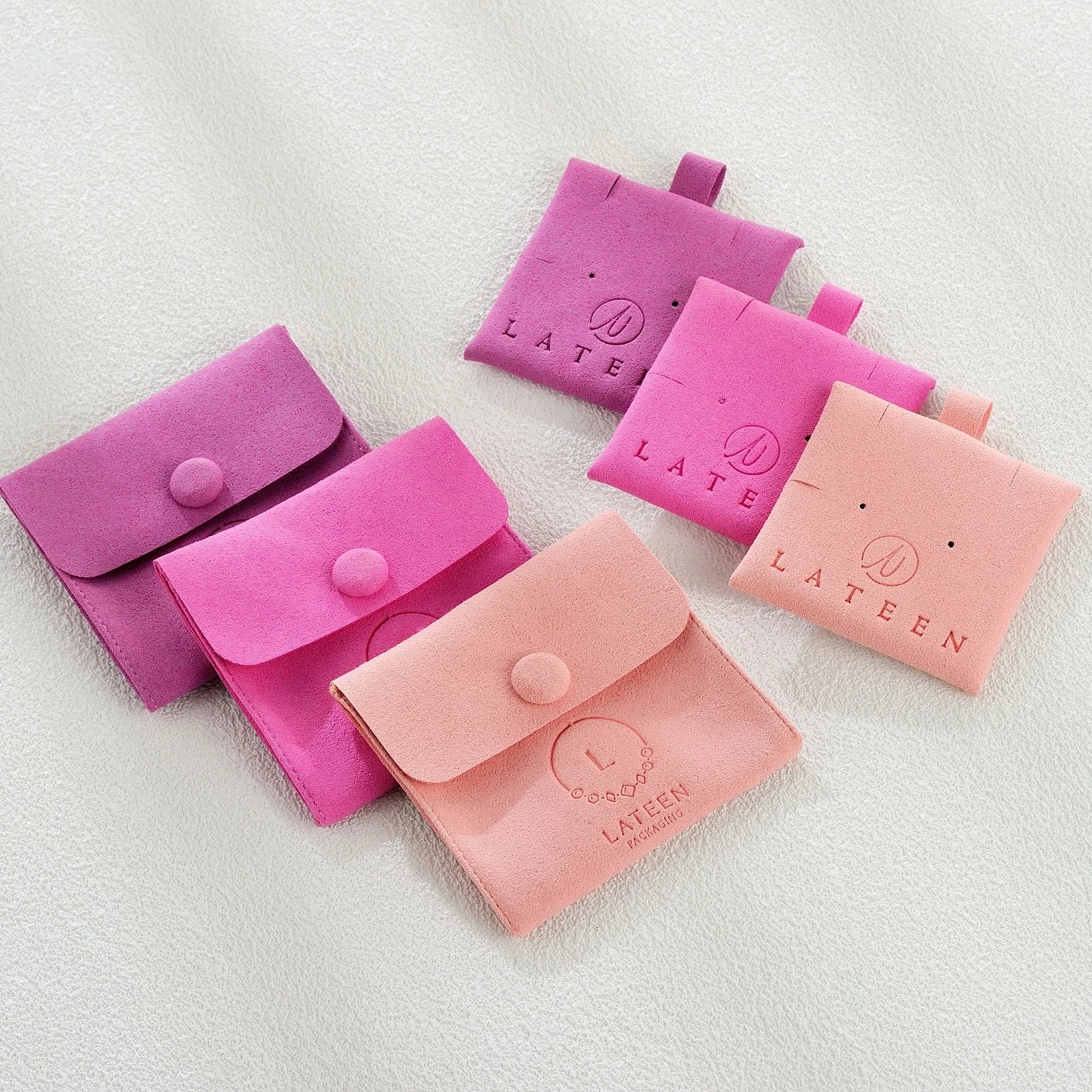 Custom Suede Earrings Insert Card Microfiber Packaging Bag Jewelry Holder Flap Microfiber Wedding Gift Pouches with Button