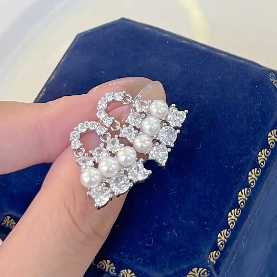 Japanese Luxury 3-5mm Natural White Bread Freshwater Pearl Earrings for Girls Bagged Light Luxury Jewelry