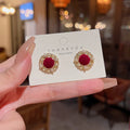 Custom  Ladies Earrings Women Jewelry Korean Winter Red Pearl Flocking Stud Earrings for Women 2023