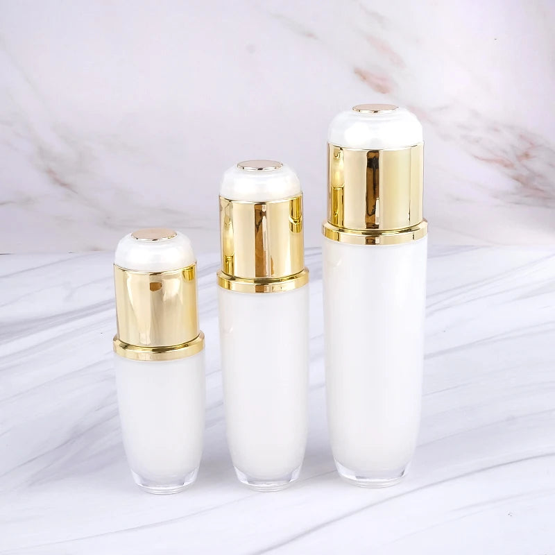 Eco Friendly Gold Lid 30ml 120ml Luxury White Lotion Pump Sprayer Acrylic Cosmetic Bottle Set Screen Printed