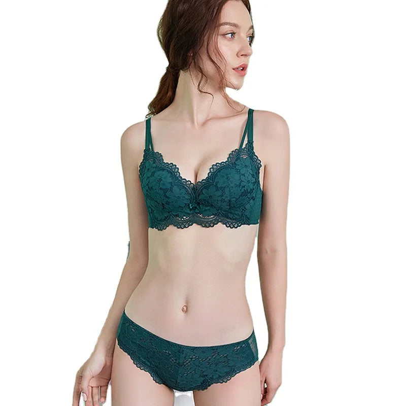 French Sexy Underwear Panty Set Ladies Breathable Bra Without Steel 2025 New Ring Thin Cup Lace Women Hot Sexy Bra Underwire